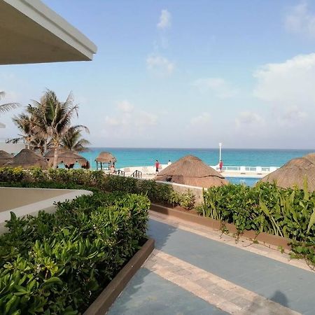 Confortable Depa En Condominio Frente Al Mar! Cancún Eksteriør bilde