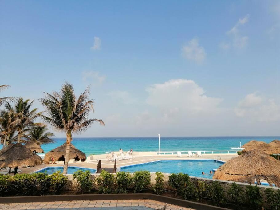 Confortable Depa En Condominio Frente Al Mar! Cancún Eksteriør bilde